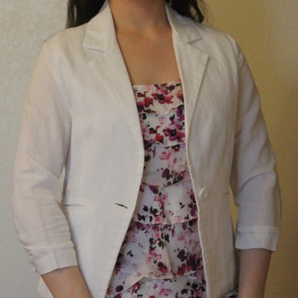 Color Swatch - Women's White Cotton Blazer
